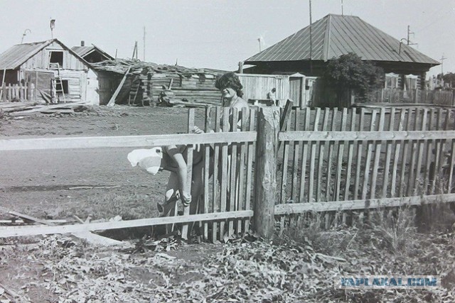 Девчата из 90-х и 00-х