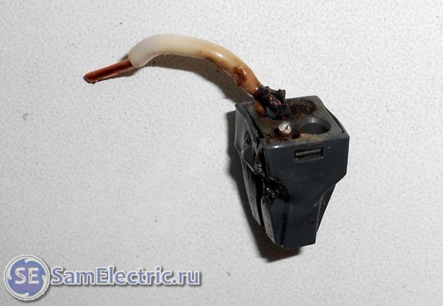 СКРУТИТЬ нельзя СОЕДИНИТЬ КЛЕММОЙ