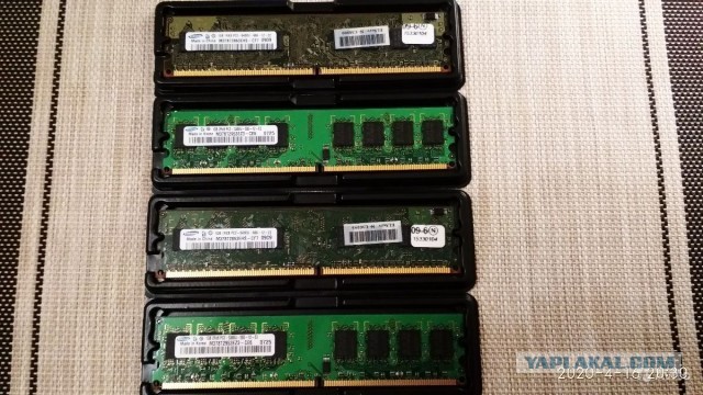 продаётся DDR2 4x1GB Samsung