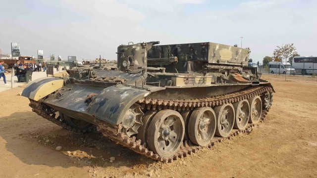 Выставка трофейной военной техники в Баку