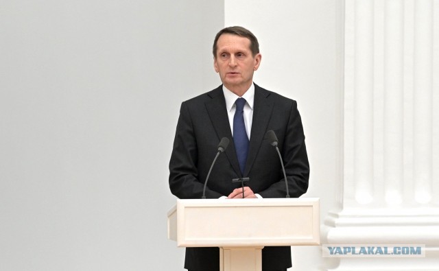 А Шольцу просто насрать…