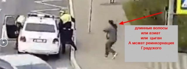 В Петербурге прохожий напал с ножом на сотрудника ГИБДД