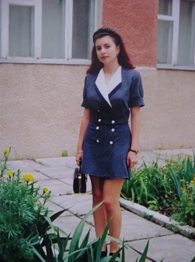 Девчата 90-х и 00-х