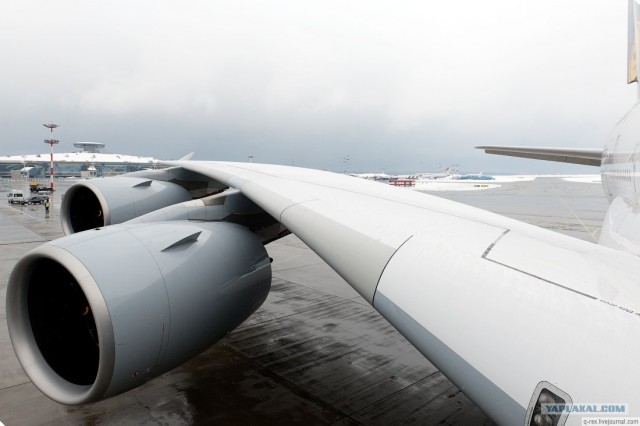 Airbus A380 снаружи и внутри