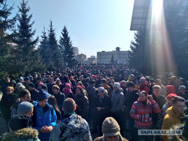 Задержания происходят на антикоррупционных акциях «Он нам не Димон»