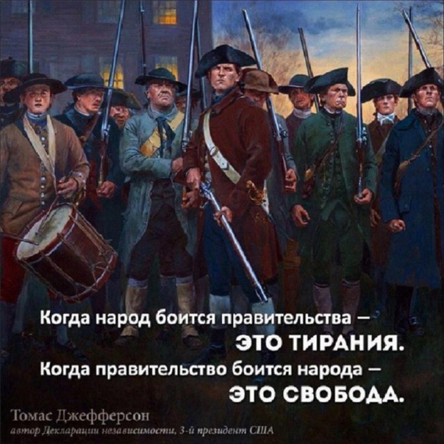 Сегодня в посёлке Юрино в Марий Эл выпускник во время линейки зарядил в лицо депутату Екатерине Вахитовой.