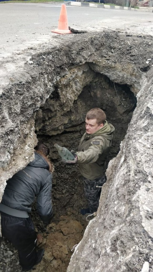 Фашистский бункер найден под оживленной улицей Новороссийска