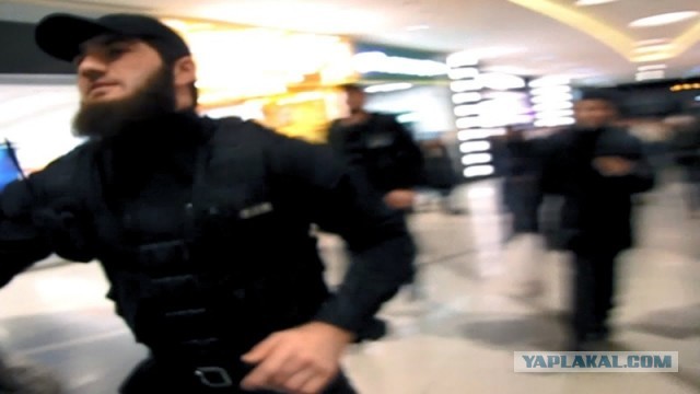 В Белгород-Днестровском неадекватный посетитель супермаркета избил бутылкой коньяка охранника
