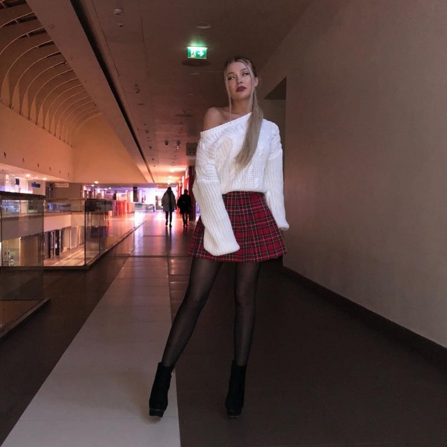 Девушки в миниюбках