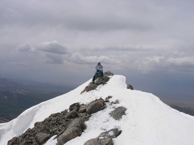 В горах Памира