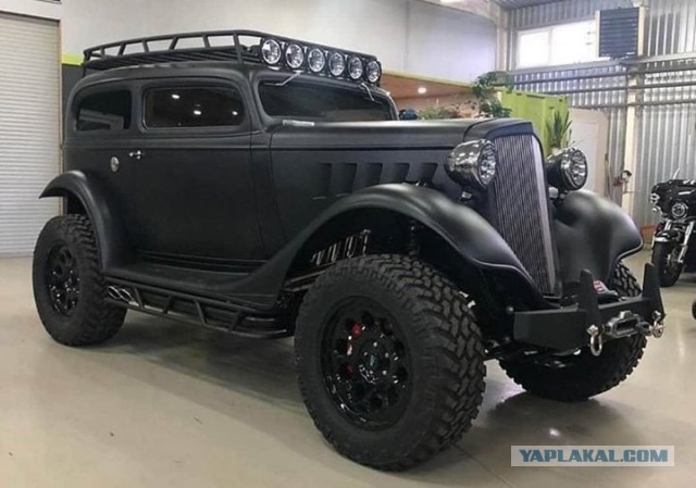 Внедорожник HYPERION