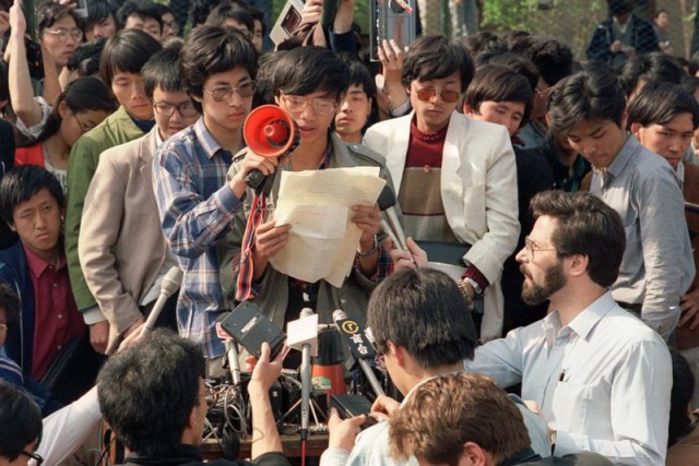 35 лет назад. Протесты на Тяньаньмэнь