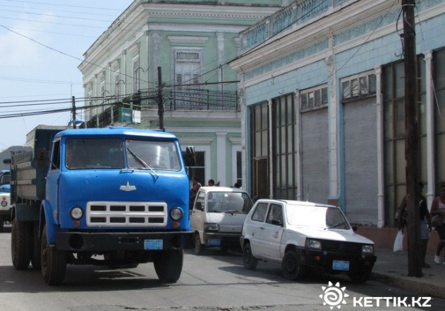 5 советских автомобилей,