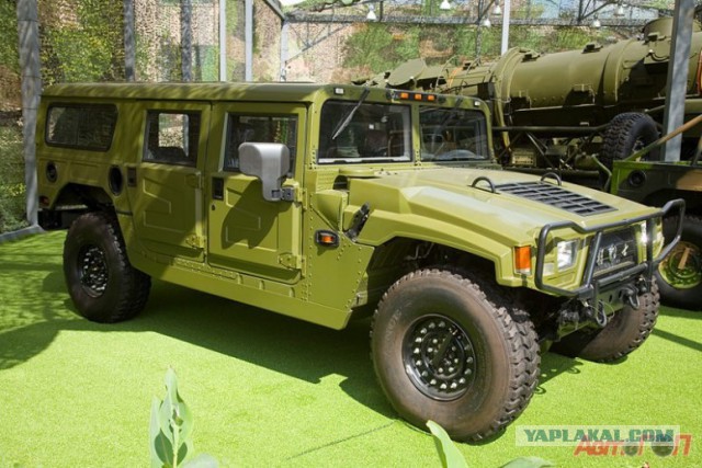 Суровые китайские парни