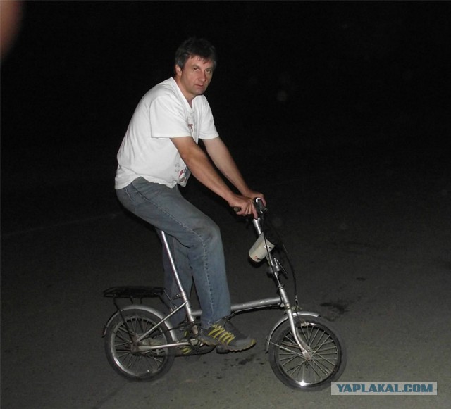 Кличко приехал в мэрию на велосипеде
