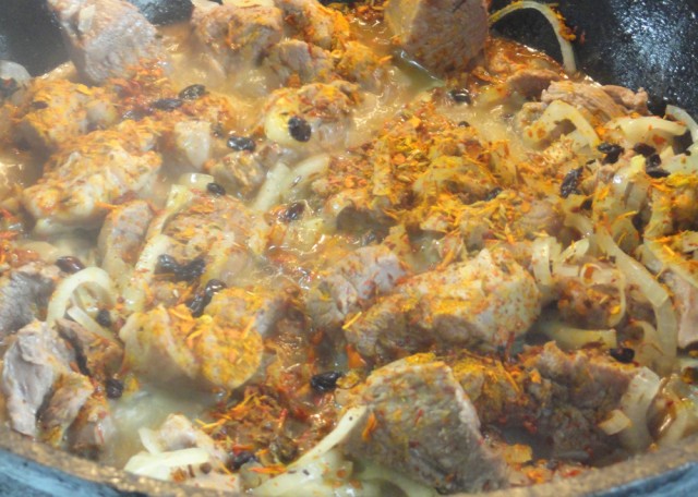 Баранина тушеная