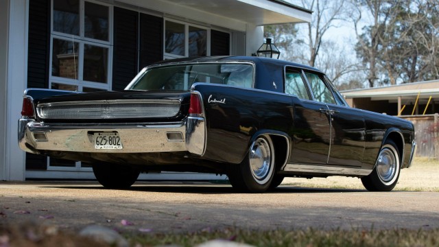 1961 Lincoln Continental. Автопятница №22.