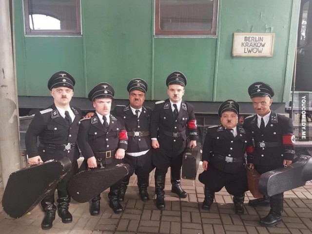 Порноактёр избил нацистов