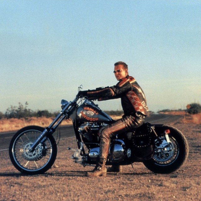 История мотоцикла HD FXLR из к/ф "Харлей Дэвидсон и Ковбой Мальборо"