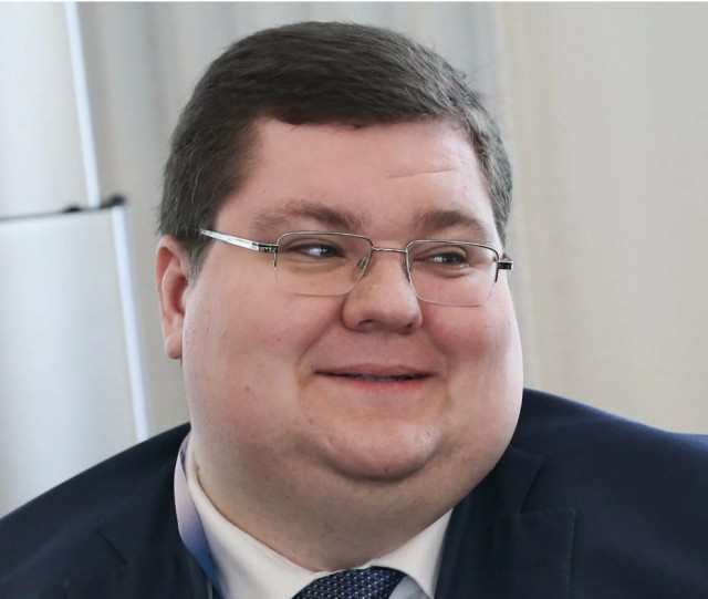 Полилась российская нефть....
