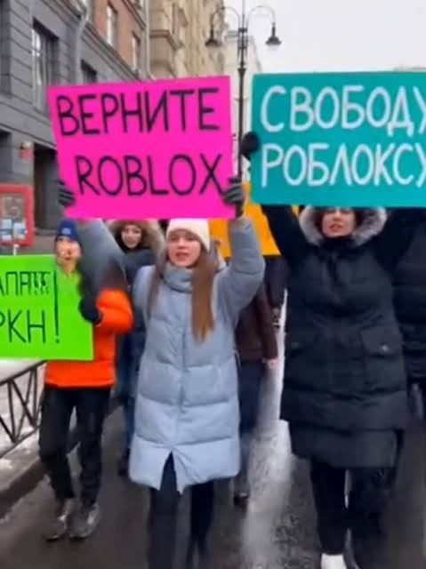 Минцифры и РКН предложили разблокировать Roblox в России