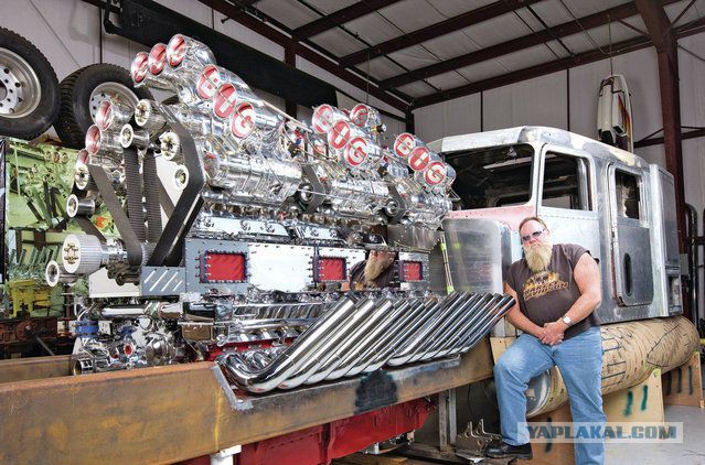 Супермотор, собранный Big Mike Harrah