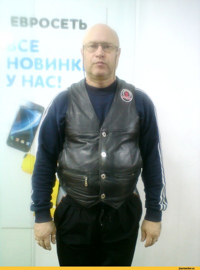 Тут дядя ищет себе супругу
