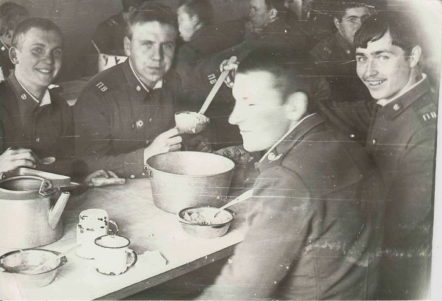 Тайна шведского стола, или Почему об этом формате подачи еды знают только наши