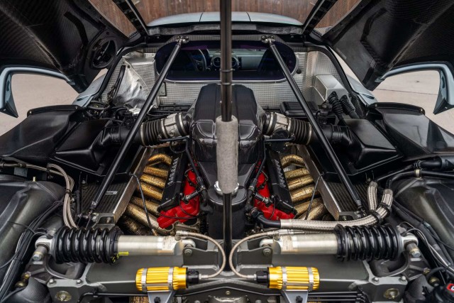 Автомобили аукциона Mecum. Январь 2024.