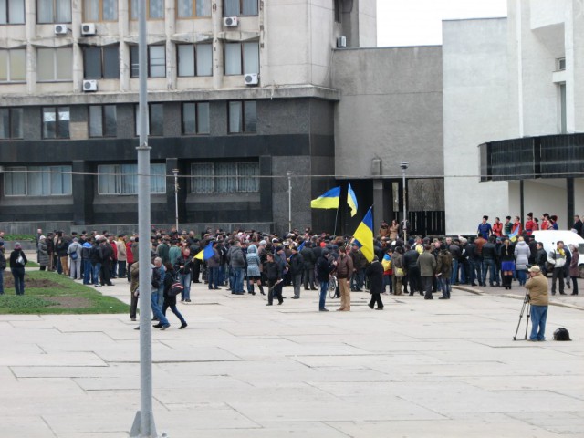 А всего надо было слышать