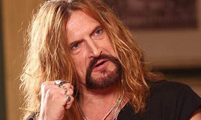 Пися-бабочка!