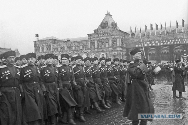 Казаки взяли под круглосуточную охрану все районные суды Москвы