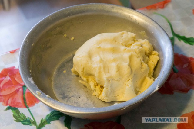 Самый простой песочный пирог с орехами