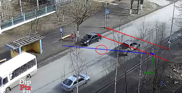 В Петрозаводске грузовик сбил девочку на пешеходном переходе