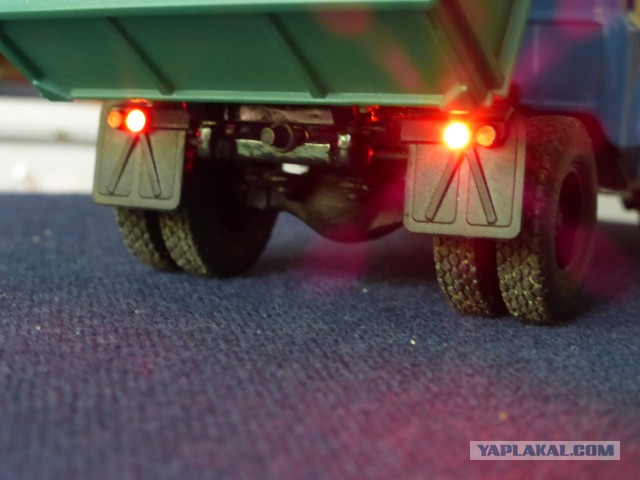 Модель ЗИЛ130 на р\у в масштабе 1:43