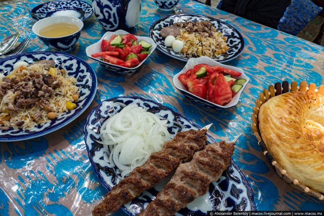 Пятьдесят оттенков плова. Что реально едят в Узбекистане
