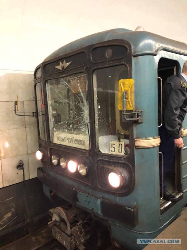 Попытка суицида в Москве на ст. метро Сухаревская