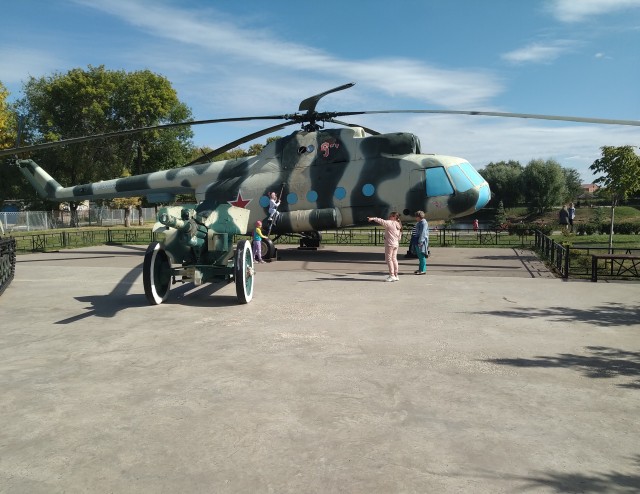 Где-то есть город, тихий как сон...