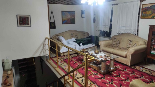 Aлбания в эпоху ХВОРИ всеобщей (2021)