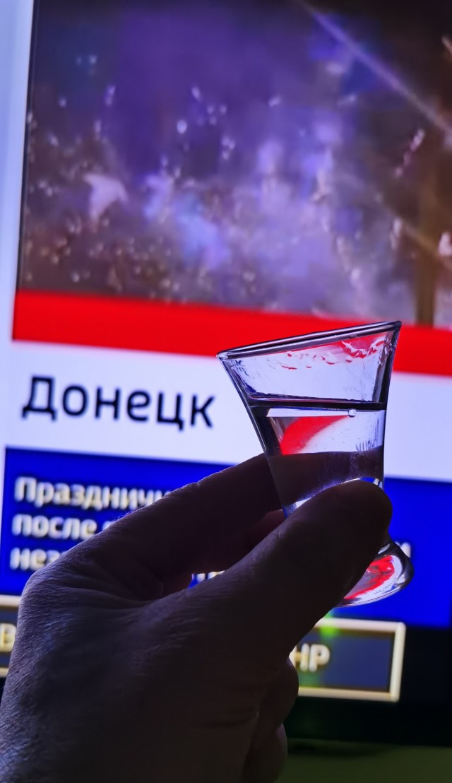 Тем временем в Донецке