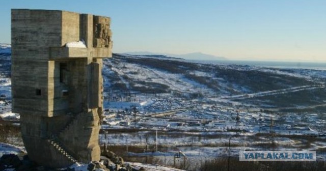 В Луганске демонтировали памятники «Жертвам сталинских репрессий» и «Жертвам голодомора»