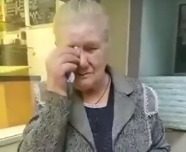 В Саратове пожилой мигрантке из Узбекистана пообещали скорое гражданство РФ