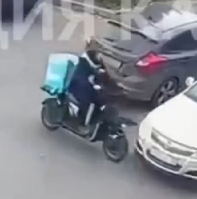 В Казани водитель электровелосипеда попал в больницу после ДТП