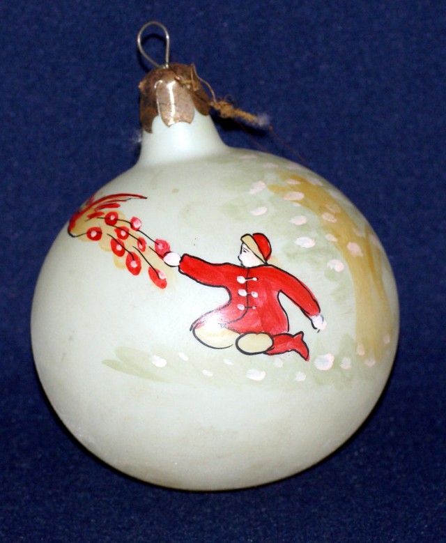 Старых елочных игрушек пост