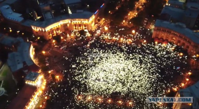 Власти Армении пошли на силовую акцию против шествия оппозиции в Ереване