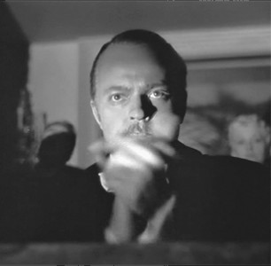 Очевидцы публикуют видео из центра Вены, где, как сообщают местные СМИ произошло нападение на синагогу