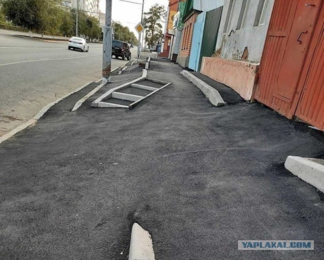 Московского чиновника избили стулом по голове на работе