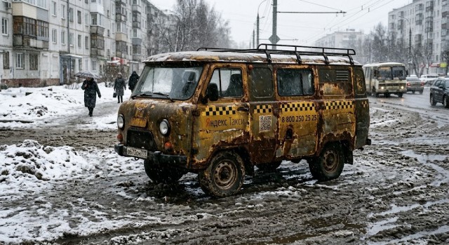 Автомобили российских марок назвали непригодными для работы в такси