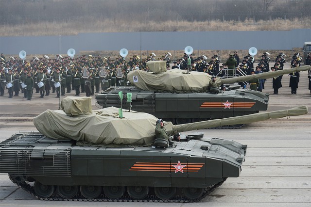 Репетиция парада Победы: новые танки и БМП