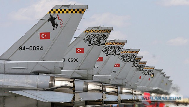 Военные Сирии будут сбивать самолеты Турции в случае вторжения